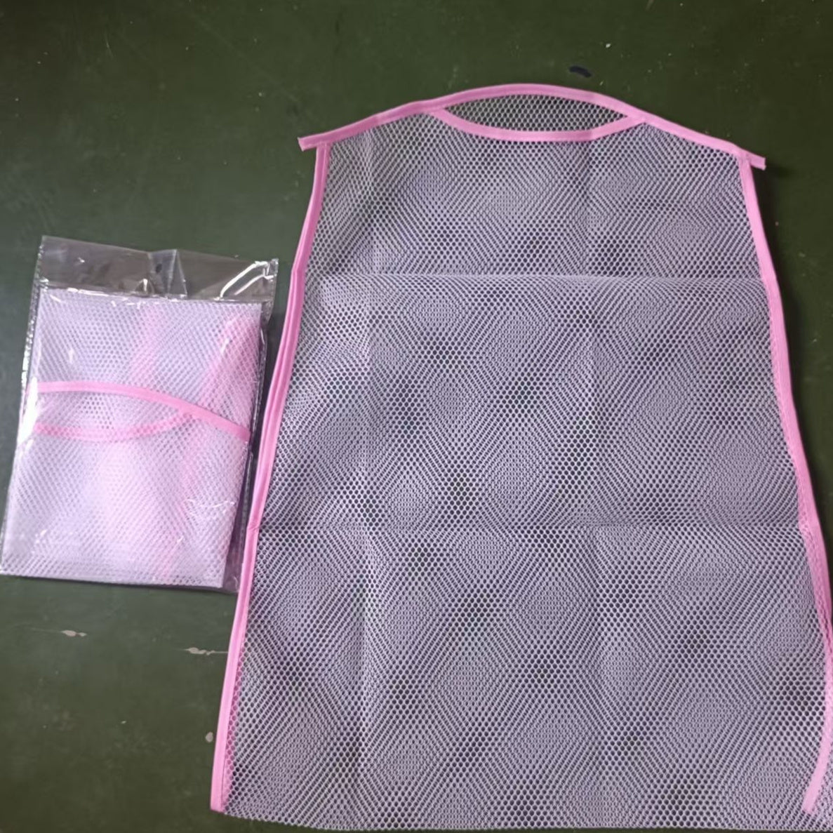 Windproof Pillow Drying Hanger – Mesh Net Pocket for Pillows & Cushions